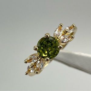 Exquisite Green White Diamond CZ Dainty Gold Tone Silver Plated Ring